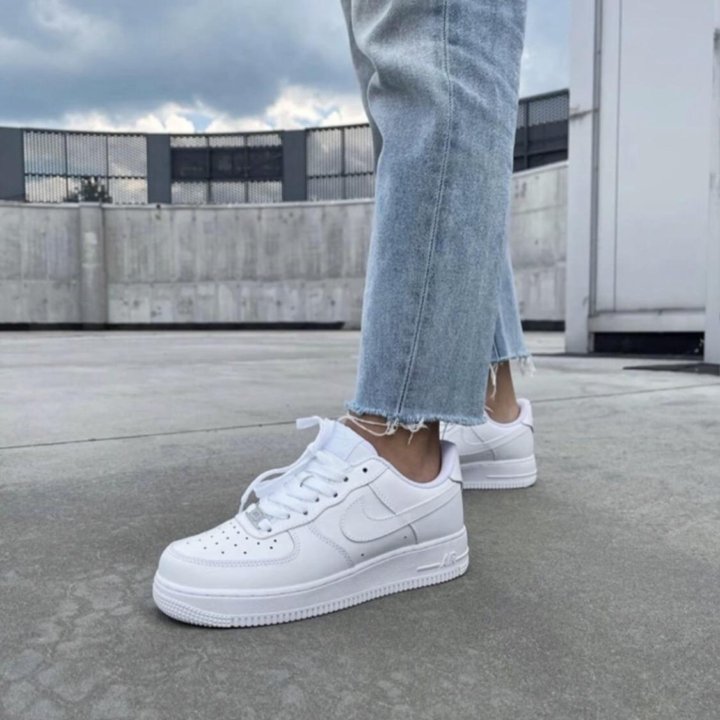 Кроссовки Nike Air Force 1