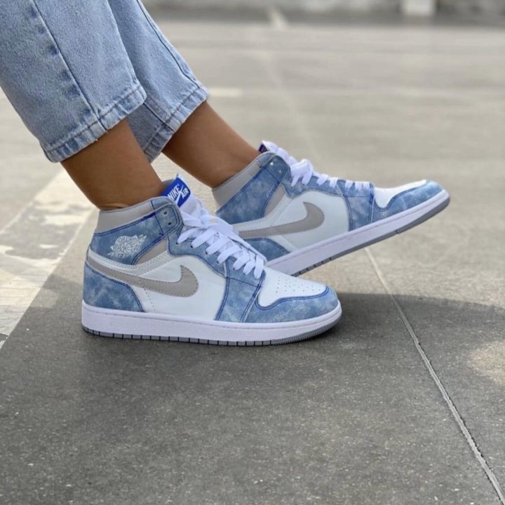 Кроссовки Nike Jordan 1