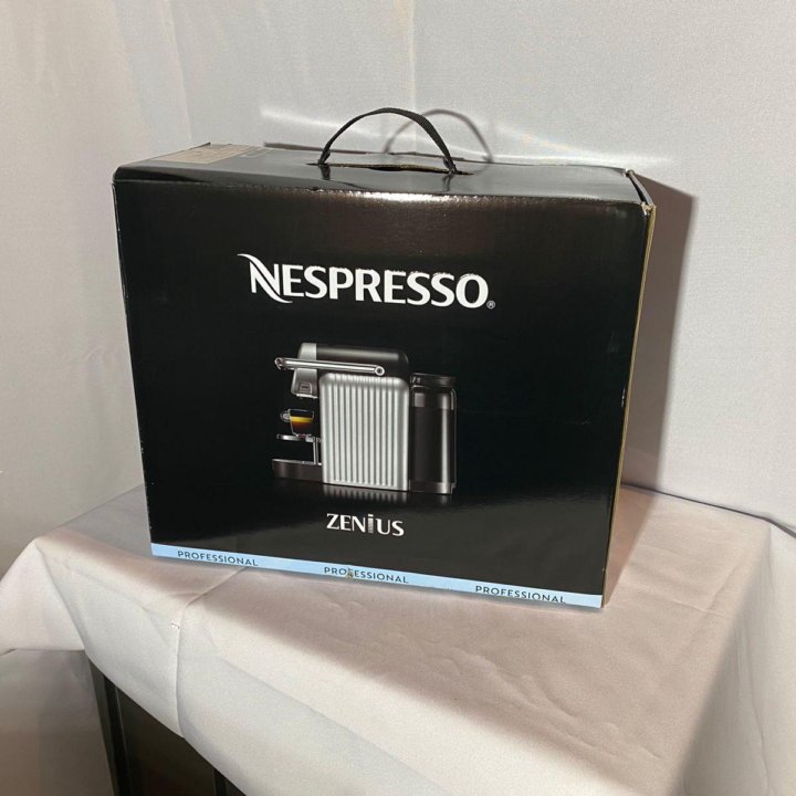 Кофемашина Nespresso Zenius Professional