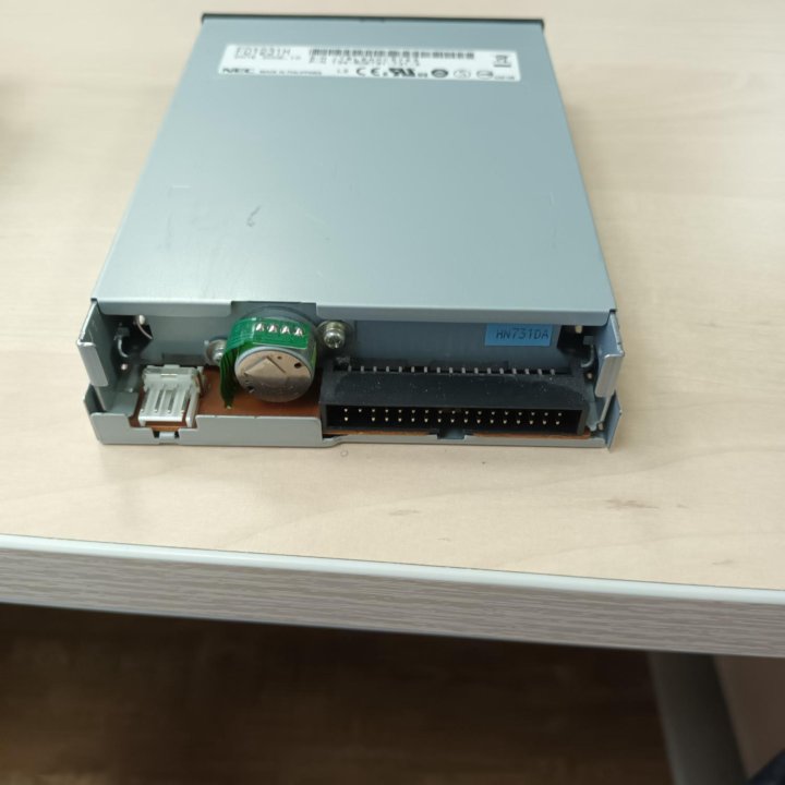 Floopy дисковод