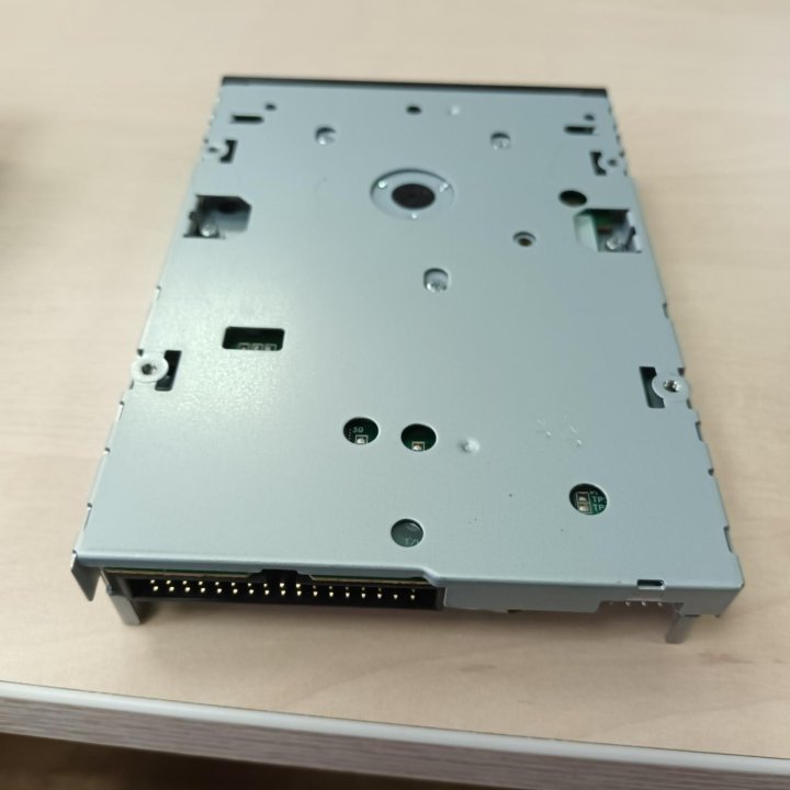 Floopy дисковод