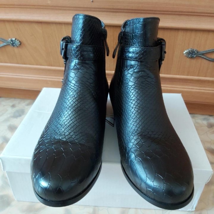 Ботинки демисезонные