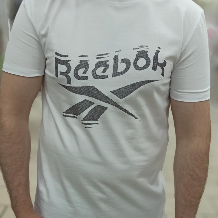 Футболка Reebok