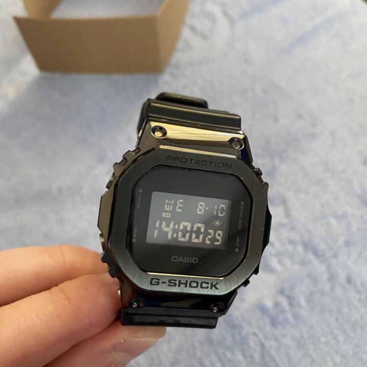 CASIO G-SHOCK GM-5600B-1E Оригинал