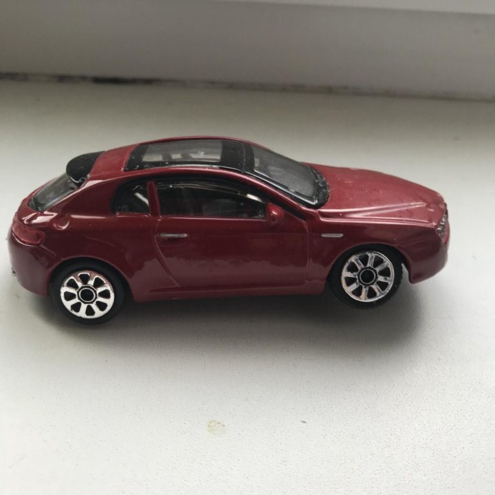 Модель Alfa Brera 1/43