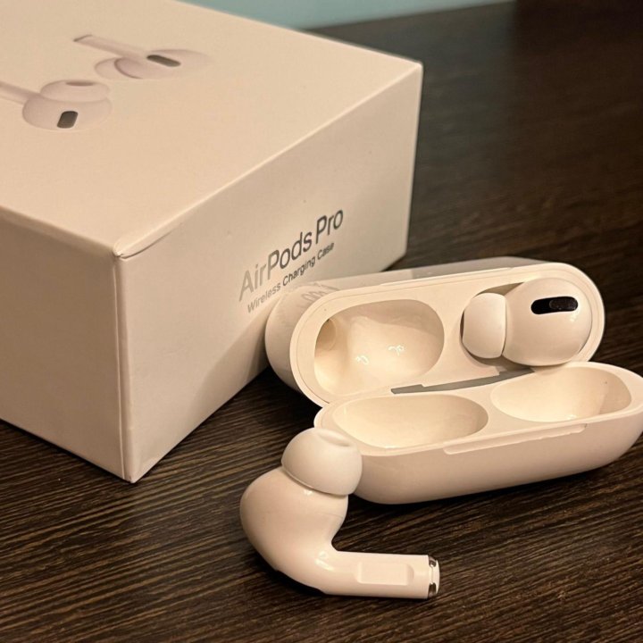 Наушники Apple AirPods Pro