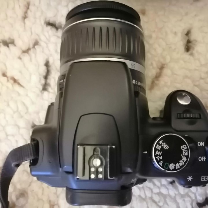 Хороший Фотоаппарат Canon EOS 350D в полном компле