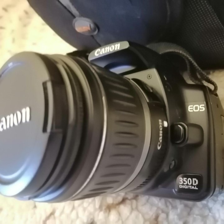 Хороший Фотоаппарат Canon EOS 350D в полном компле