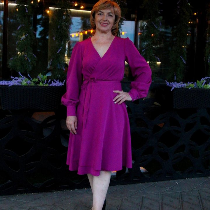 Платье 48 разм.