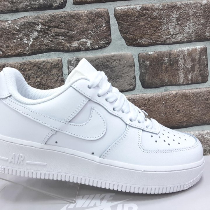 Кроссовки Nike air force 1