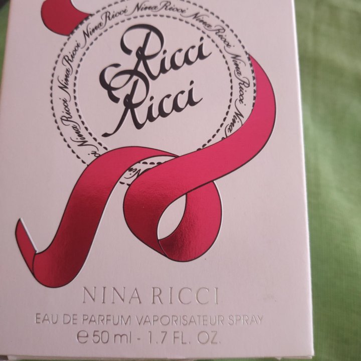 Духи Nina Ricci . Ricci Ricci