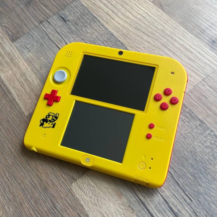 Nintendo 2DS Super Mario Maker Limited Edition