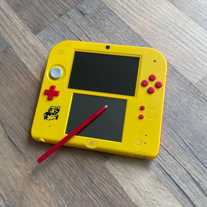 Nintendo 2DS Super Mario Maker Limited Edition