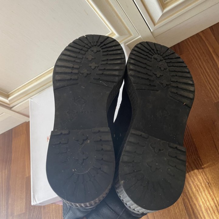 Ботинки Katy Perry 38