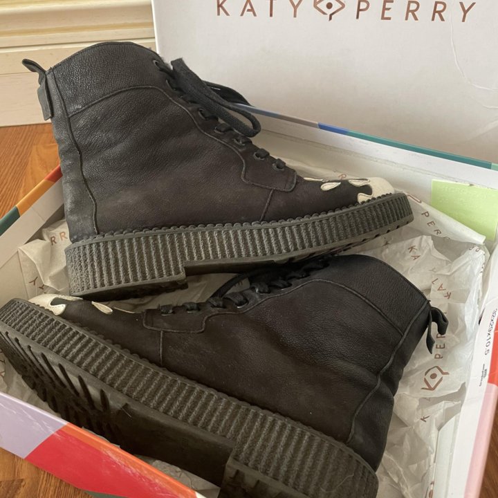 Ботинки Katy Perry 38
