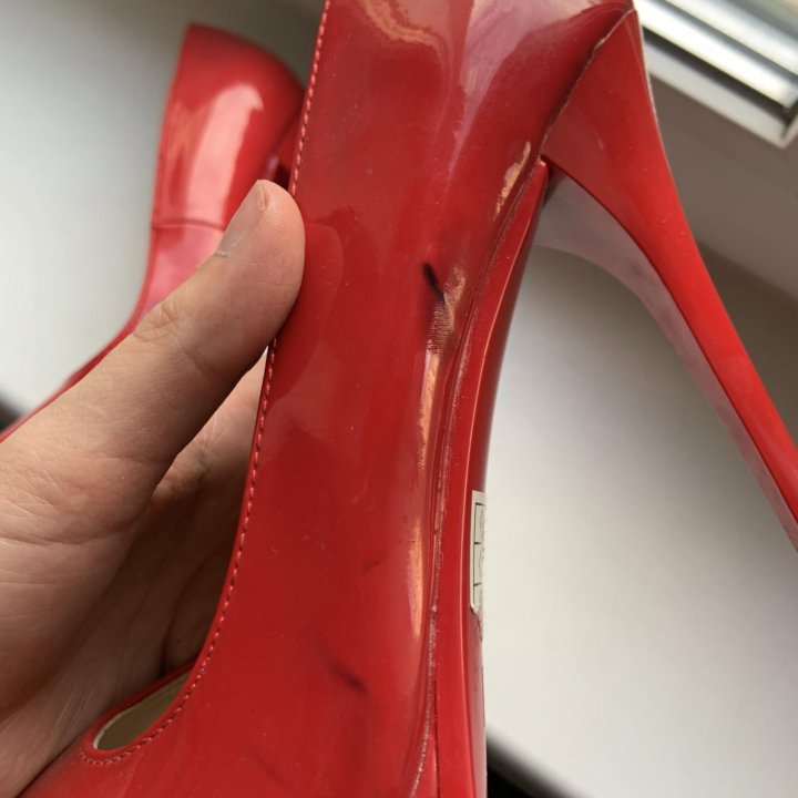 Туфли красные