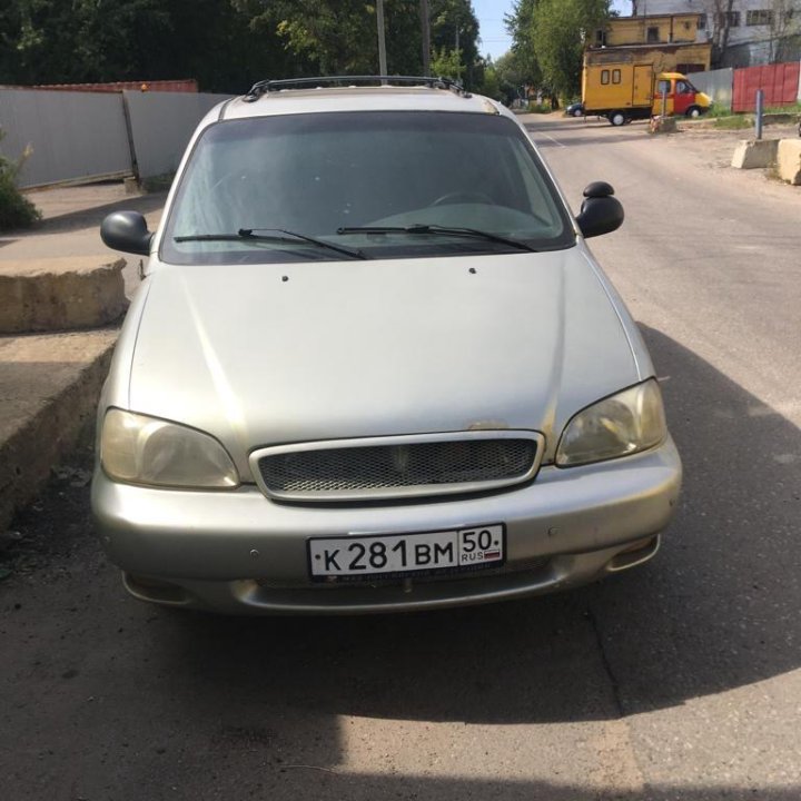 Kia Carnival, 1999