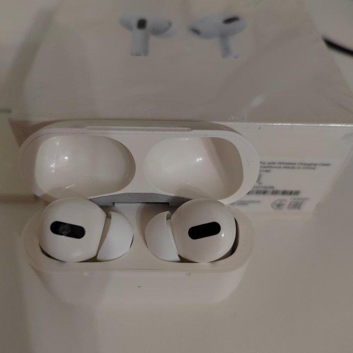 Беспроводные наушники Apple Airpods Pro