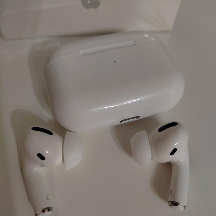 Беспроводные наушники Apple Airpods Pro