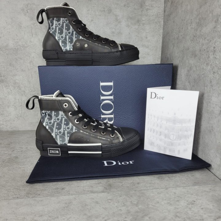 Женские кеды Dior