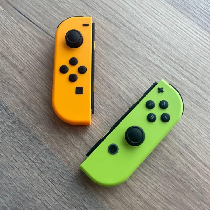 Switch Joy-Con Controllers Orange Green