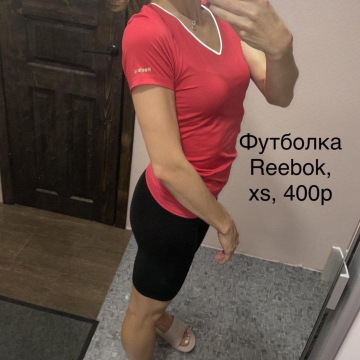 Спортивная футболка Reebok