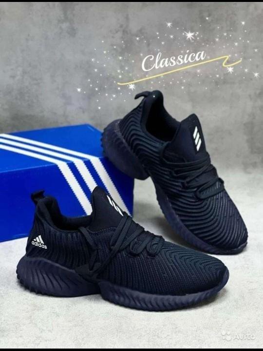 Adidas Кроссовки В наличии