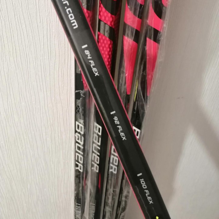 Клюшка хоккейная Bauer Vapor FlyLite 77/Р92