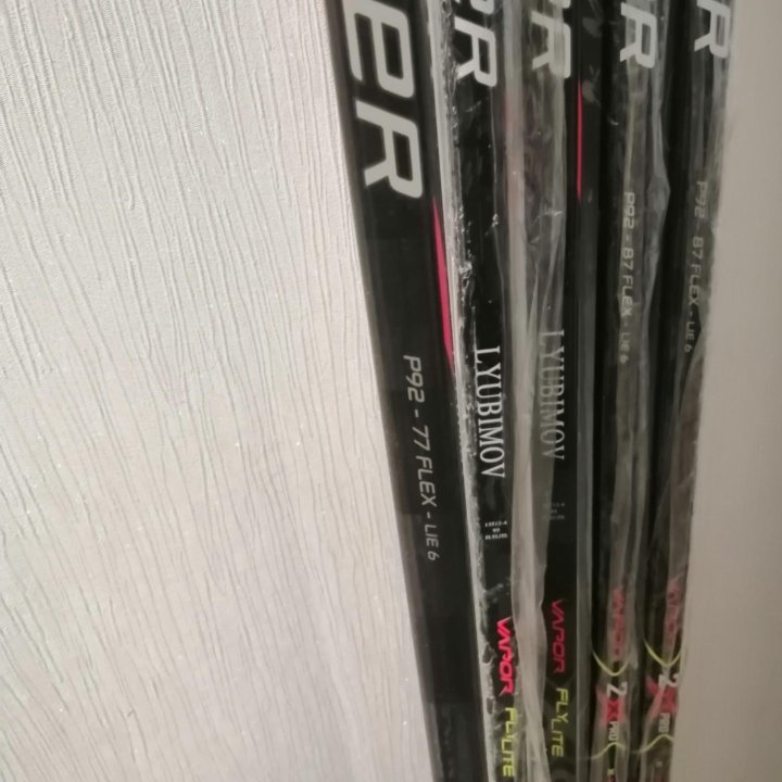 Клюшка хоккейная Bauer Vapor FlyLite 77/Р92