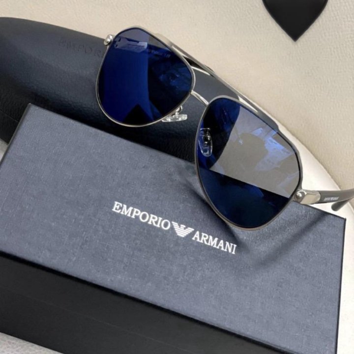 солнцезащитные очки Armani