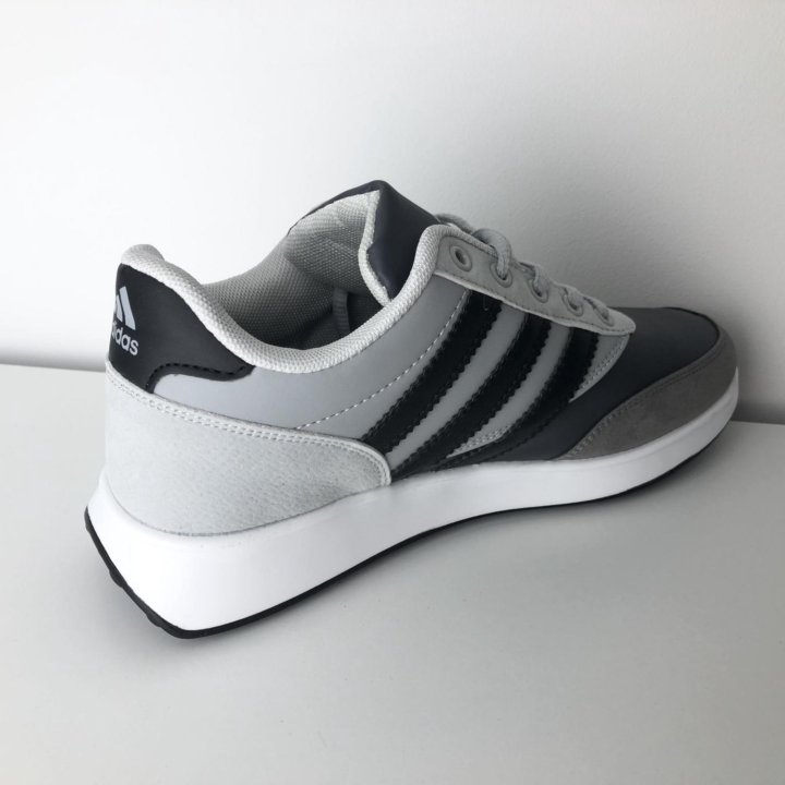 Кроссовки Adidas 41-43