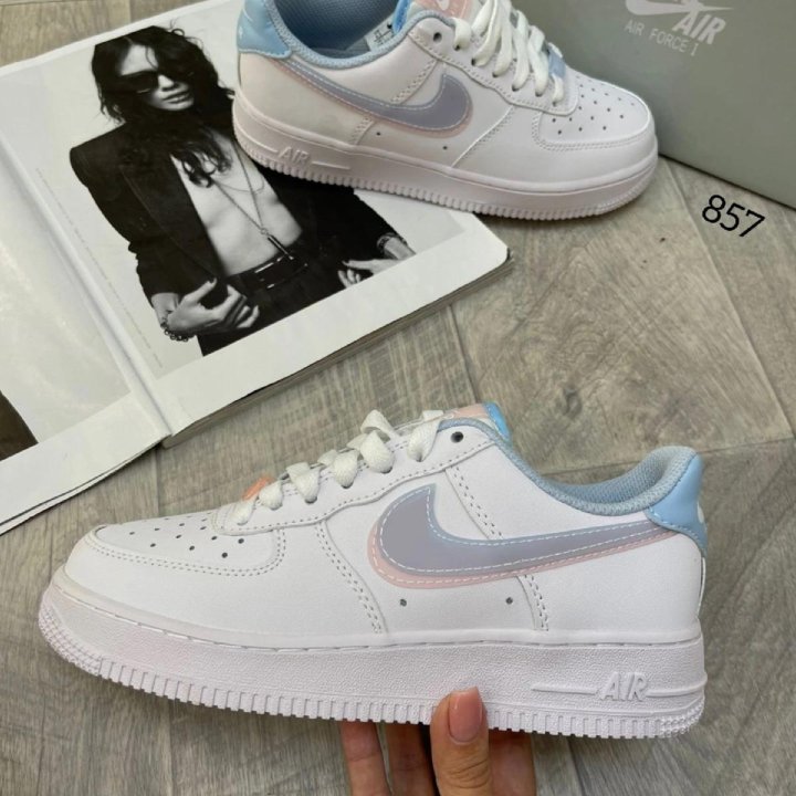 Кроссовки NIKE AIR FORCE