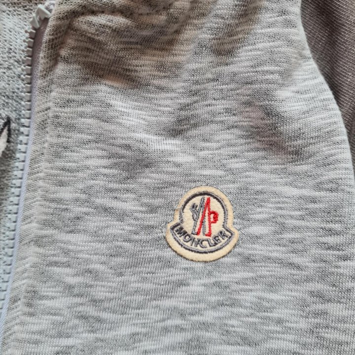 Костюм Moncler