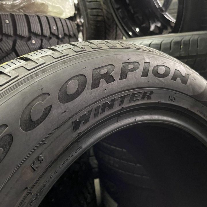Pirelli Scorpion Winter 275/50 R20
