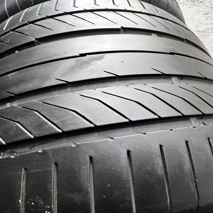 Continental ContiSportContact 5P 295/35 R20 255/40 R20