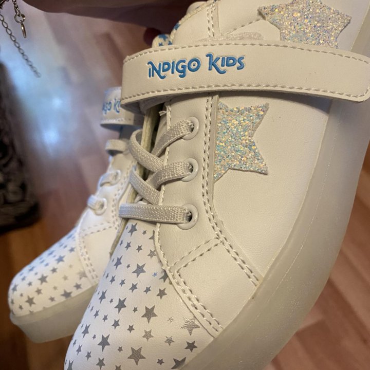 Кеды для девочки