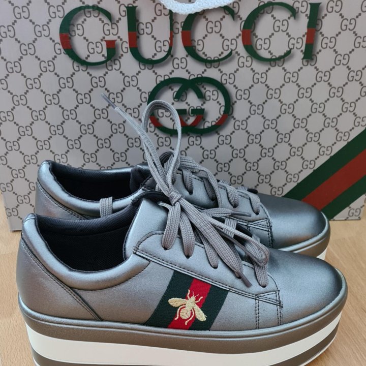 GUCCI. Кроссовки Платформа