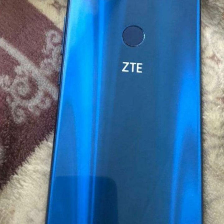 ZTE BLADE V9 4/64