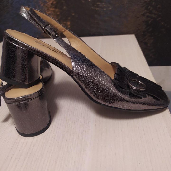 Босоножки жен. Fabiani