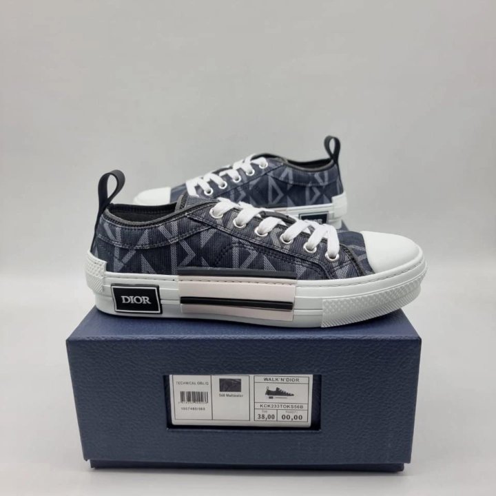 Кеды Dior????