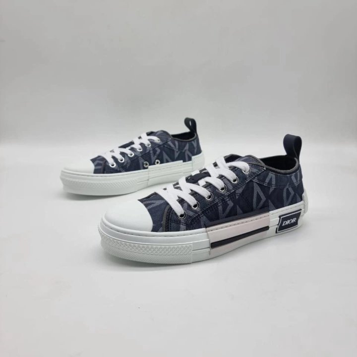 Кеды Dior????