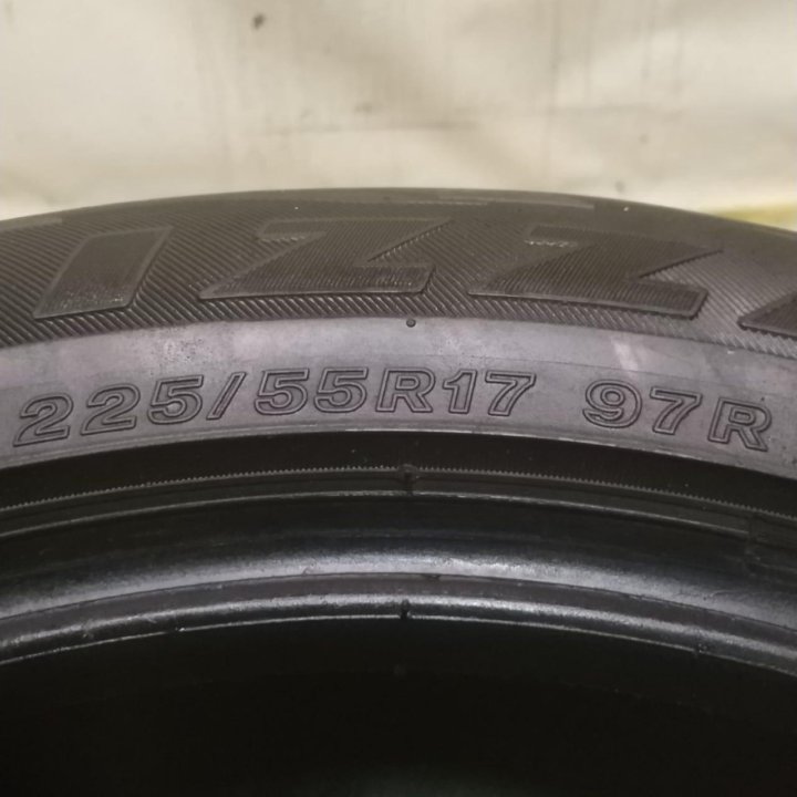 225/55 R17 Bridgestone Blizzak DM-V1 2 шт