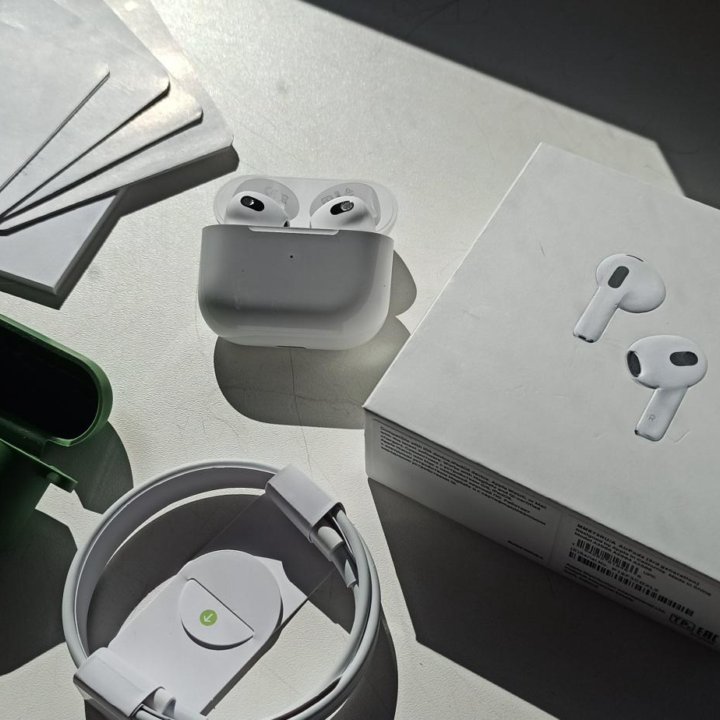 Apple airpods 3 premium (последния версия)