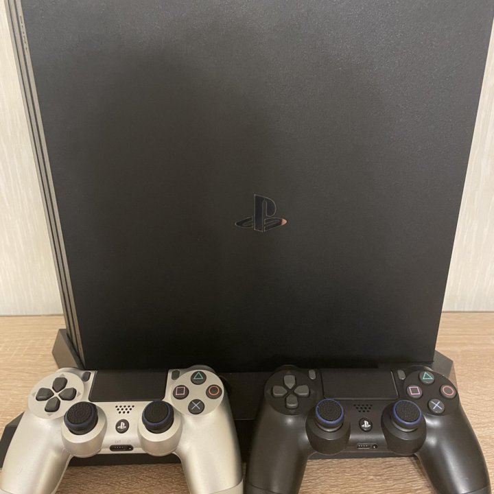 PS4 pro 1 Tb