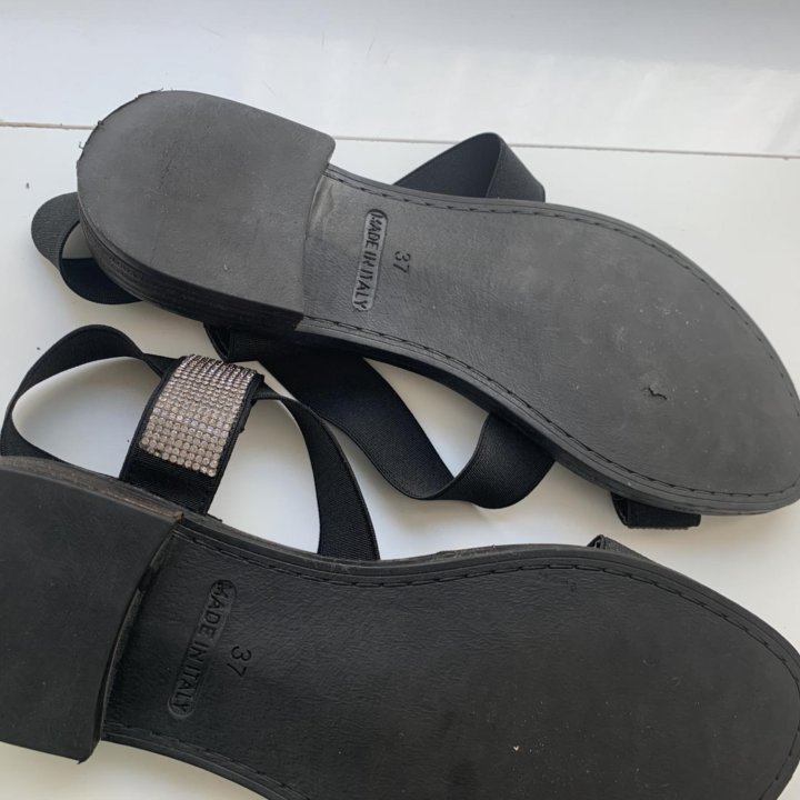 Босоножки 37р