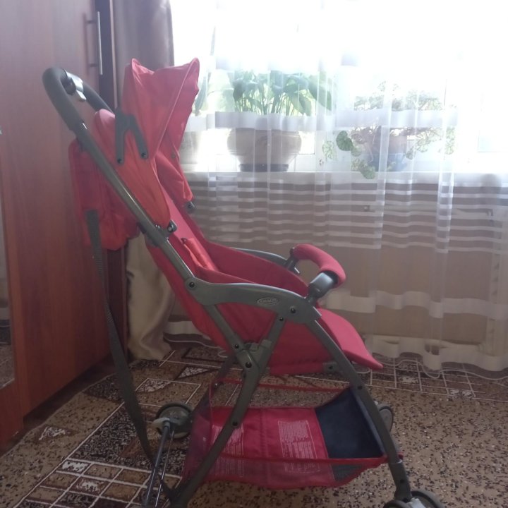 Продам коляску.