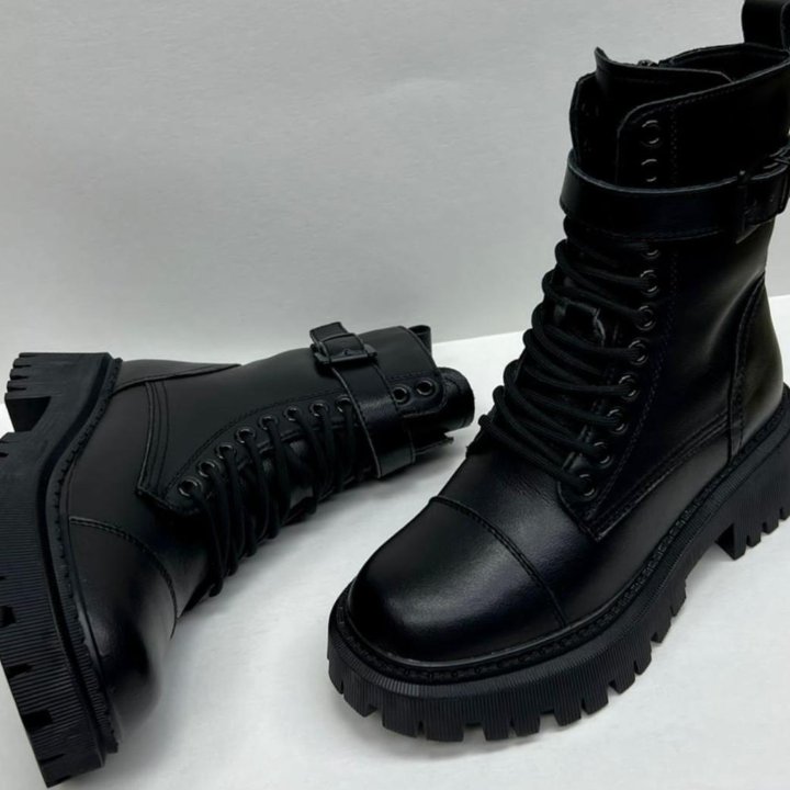 Ботинки женские