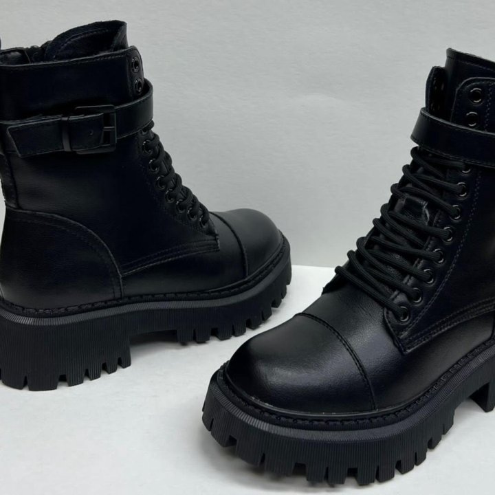 Ботинки женские