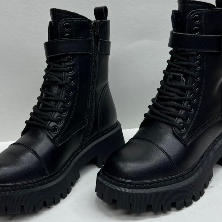 Ботинки женские