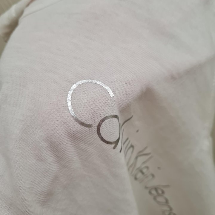 Футболка Calvin Klein Jeans новая